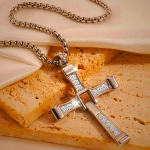 Christian Jewelry Cross Crystal Pendant Necklace Silver Golden