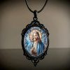 Christianartworkshop Retro Lace Oval Jesus Glass Pendant Necklace