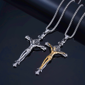 Classic Style INRI Plaque Crucifix Cross Jesus Sacred Faith Necklace