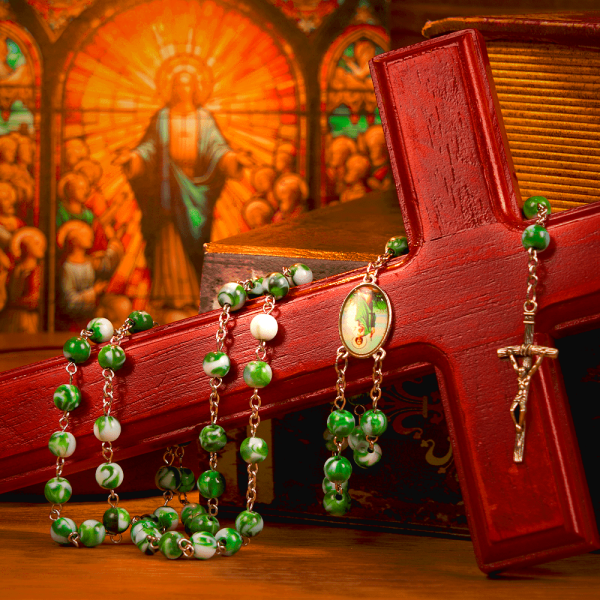 Saint Jude Thaddeus & Crucifix of 8 mm Round Green Acrylic Alloy Chain Rosary