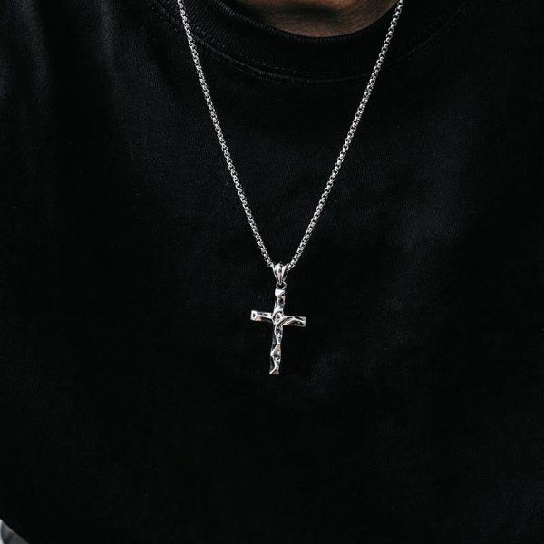 925 Sterling Silver 2colors Zircon Cross Necklace: A Symbol of Elegance and Divine Grace
