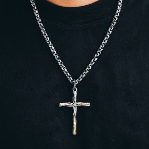 Christianartworkshop 925 Sterling Silver Spiral Cross Necklace: A Modern Tribute to Faith