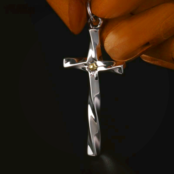 925 Sterling Silver Modern & Minimalist Cross Necklace: Elegant Blend of Faith and Fashion