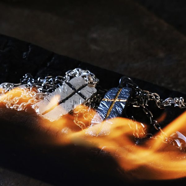 999 Sterling Silver Vintage & Classic Cross Necklace: Symbol of Faith with Retro Allure