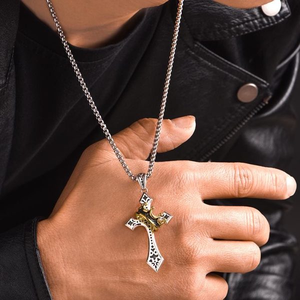 Christianartworkshop 925 Sterling Silver Vintage & Classic Cross Necklace: A Luxurious Emblem of Faith