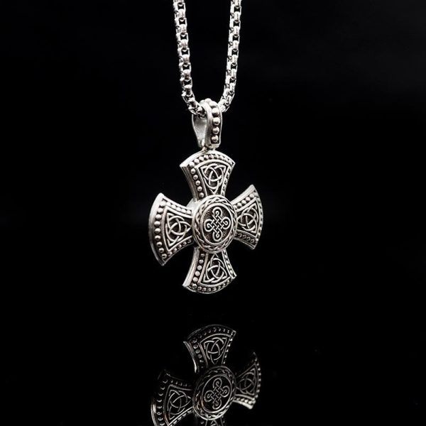 925 Sterling Silver Vintage & Classic Cross Necklace: Ancient Elegance Meets Spiritual Symbolism