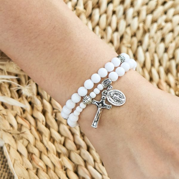Christianartworkshop 6mm White Bead Miraculous Medal & Crucifix Rosary Bracelet: A Symbol of Faith