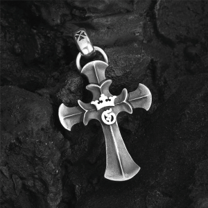 925 Sterling Silver Vintage Cross with Crown Necklace: A Timeless Token of Religious Devotion
