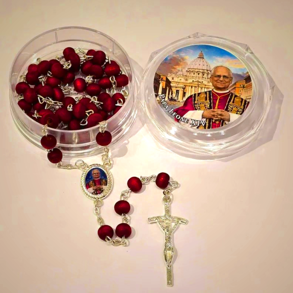 Pope Leo XIV Red Wood Beads Rosary Commemorating: A Spiritual Treasure