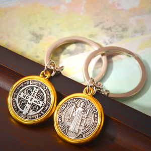 Classic Golden Edged St. Benedict Keychain with Intricate Patterns: Timeless Symbol of Spiritual Devotion