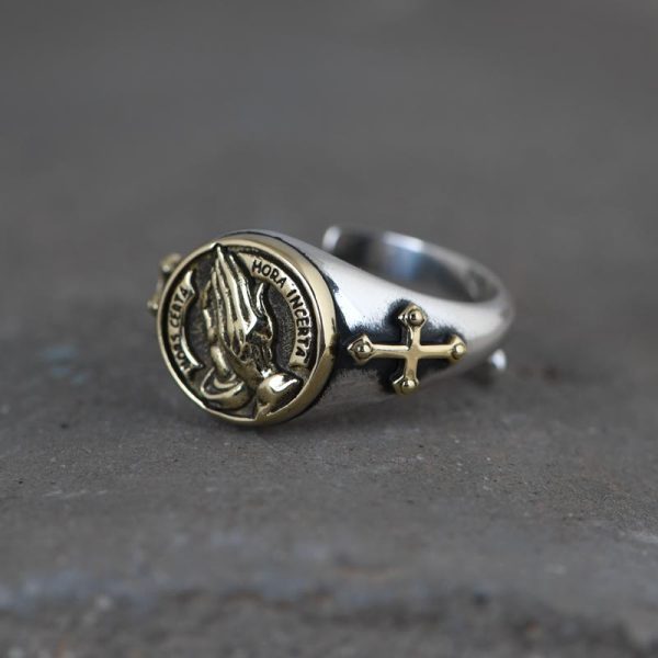 925 Sterling Silver Vintage Style Intricate Carved Praying Hands Ring