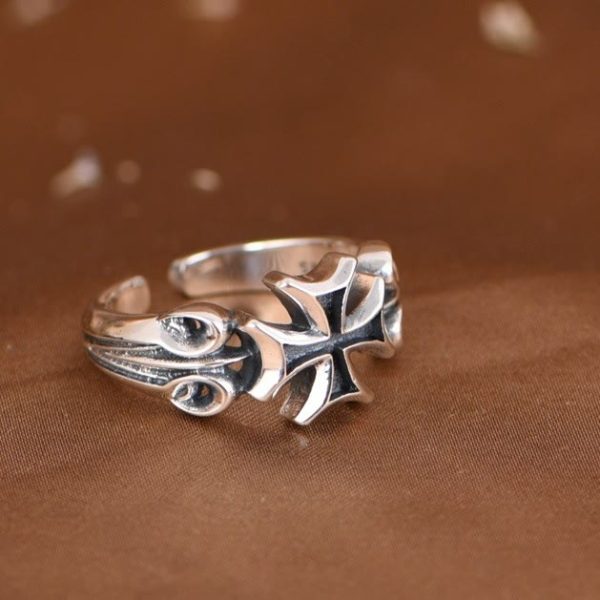 Minimalist 925 Silver Adjustable Maltese Cross Band Ring: Precious Heirloom of Faith