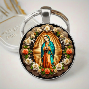 Elegant Virgin Mary Pendant Keychain: Medal of Faith and Floral Beauty