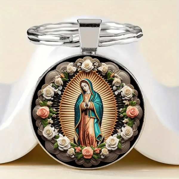 Elegant Virgin Mary Pendant Keychain: Medal of Faith and Floral Beauty