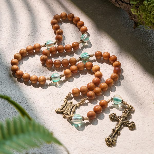 Thanksgiving Gift: Classic Thuja Brown Wooden Rosary Honoring God's Creation with the Rhythm of Wood
