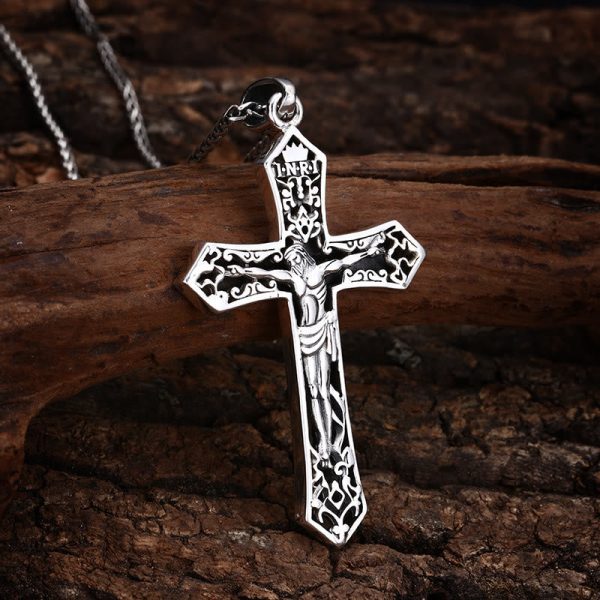 Vintage - Style Sterling Silver INRI Crucifix Pendant: A Timeless Emblem of Sacrifice and Grace