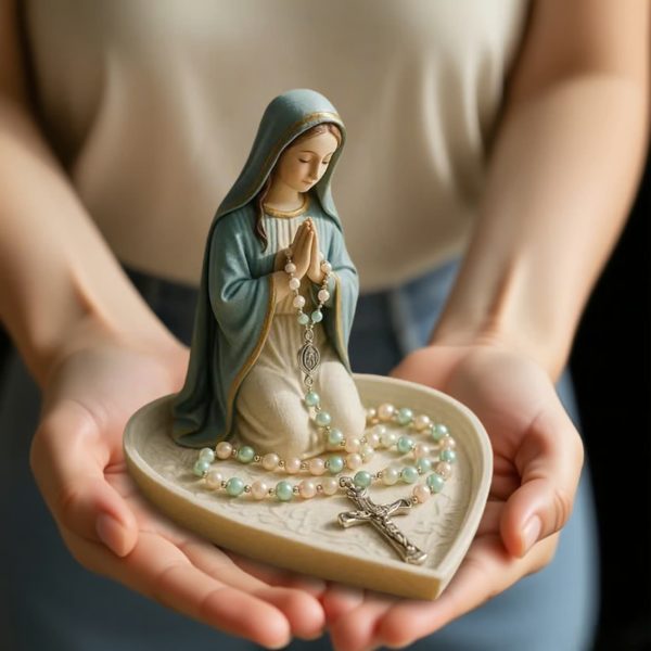 Christianartworkshop Classic Resin Praying Jesus Rosary Holder: A Timeless Emblem of Devotion