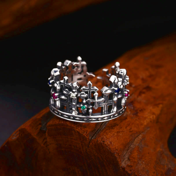Gothic - Inspired Silver Crown Cross Ring with Zircon: A Bold Expression of Spiritual Reverence