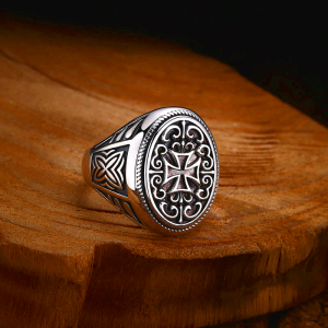Artistic Silver Filigree Cross Ring: A Unique Blend of Art and Belief