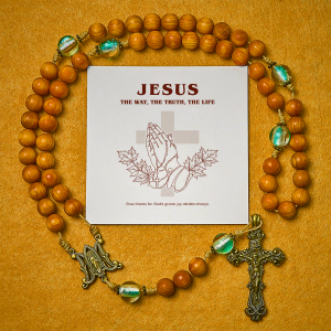 Thanksgiving Gift: Classic Thuja Brown Wooden Rosary Honoring God's Creation with the Rhythm of Wood