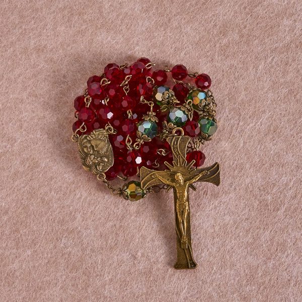 Nativity Faith Red and Green Beads Rosary: Guided by the Holy Family