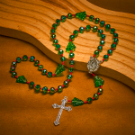 Joyful Green Tree of Hope Christmas Rosary: Celebrate Christ's Birth