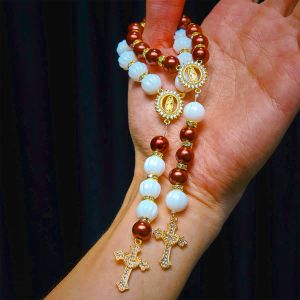 Marian Accent Pocket Rosary: Heavenly Guidance & Spiritual Connection