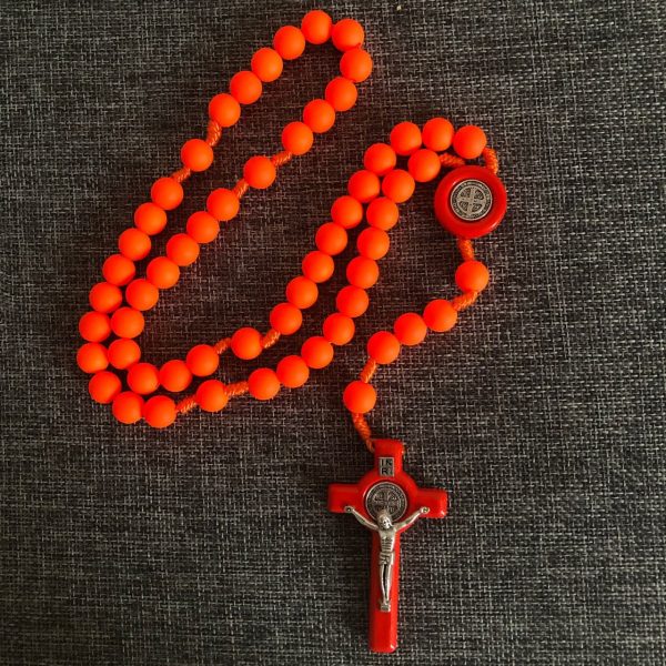 Christianartworkshop St. Benedict Medal & Crucifix of 10 mm Round Multicolor Fluorescence Acrylic Nylon Cord Rosary